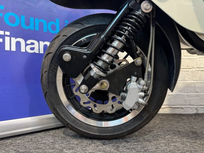 2025 Royal Alloy Gp 125