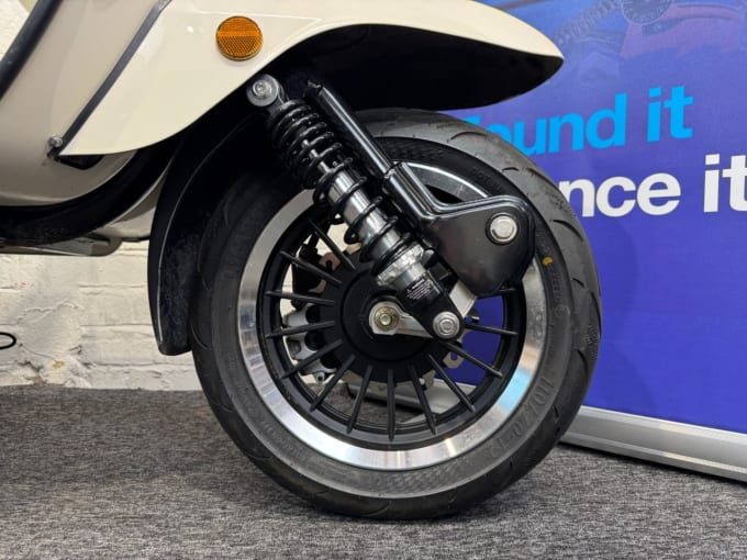 2025 Royal Alloy Gp 125