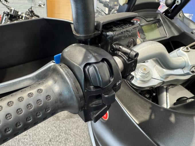 2025 Moto Guzzi Stelvio 1200