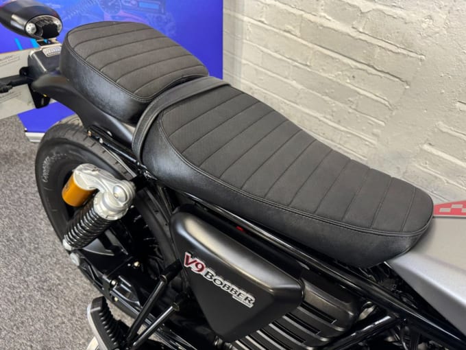 2025 Moto Guzzi V9 Bobber