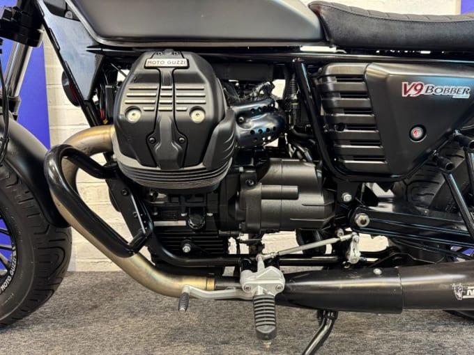 2025 Moto Guzzi V9 Bobber