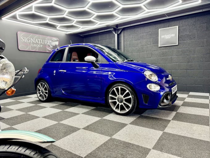 2025 Abarth 595