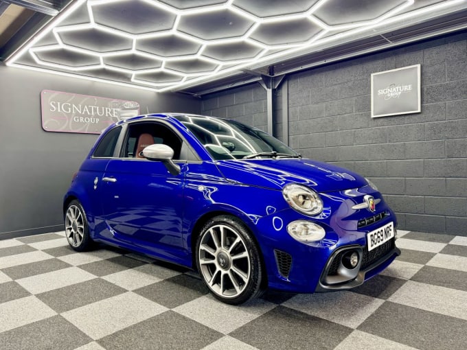 2025 Abarth 595