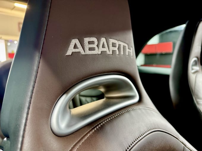 2025 Abarth 595