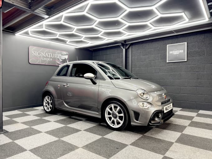 2025 Abarth 595