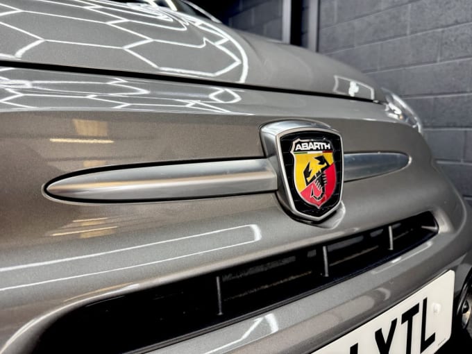 2025 Abarth 595
