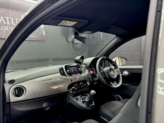 2025 Abarth 595