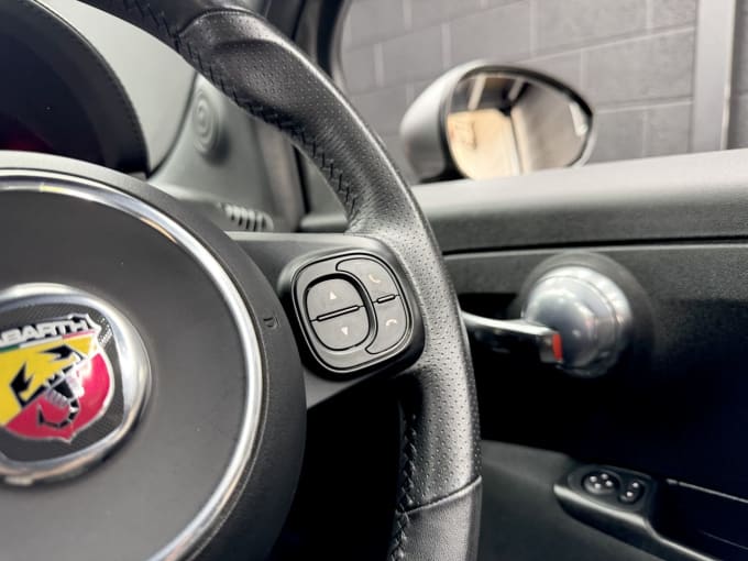 2025 Abarth 595