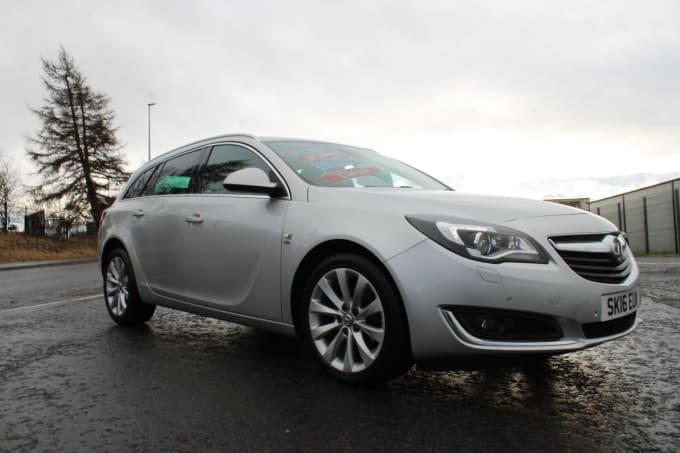 2025 Vauxhall Insignia