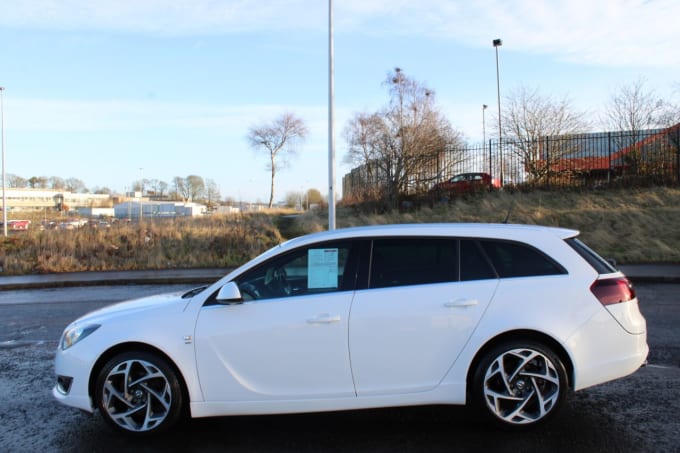 2025 Vauxhall Insignia