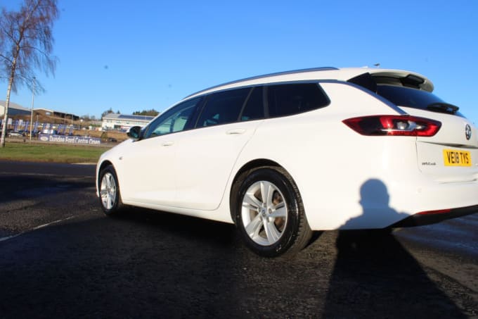 2025 Vauxhall Insignia