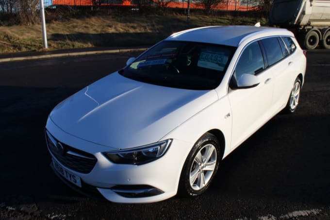 2025 Vauxhall Insignia