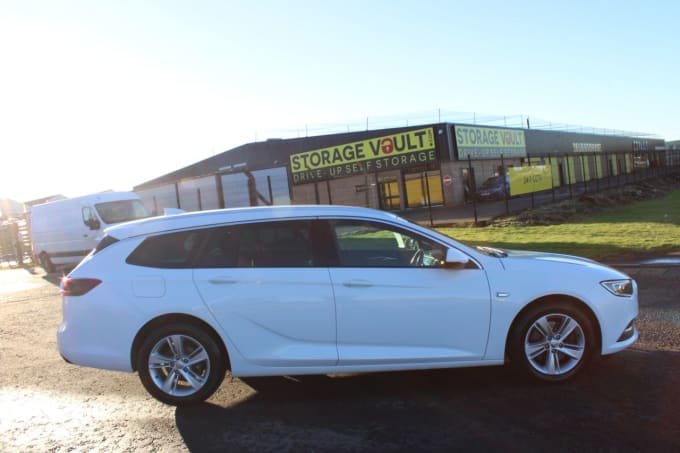 2025 Vauxhall Insignia