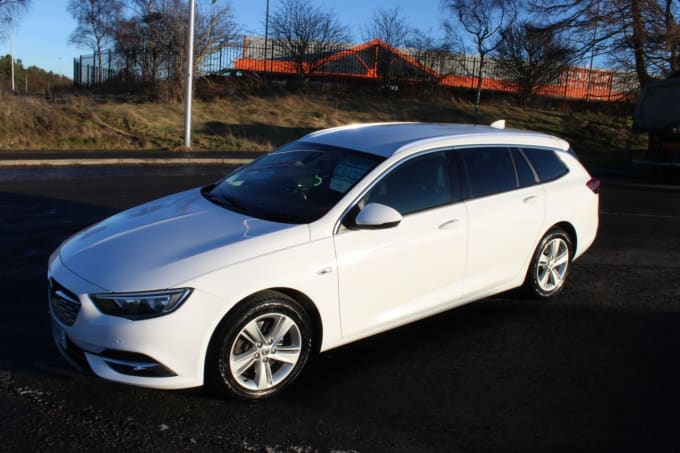 2025 Vauxhall Insignia