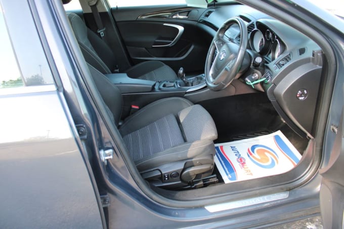 2025 Vauxhall Insignia