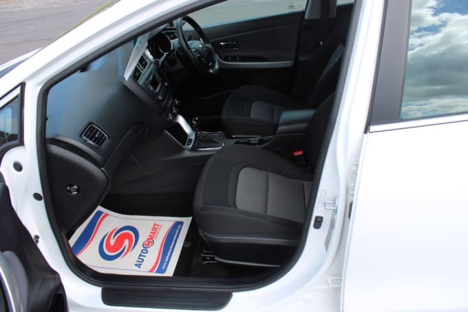 2025 Kia Ceed