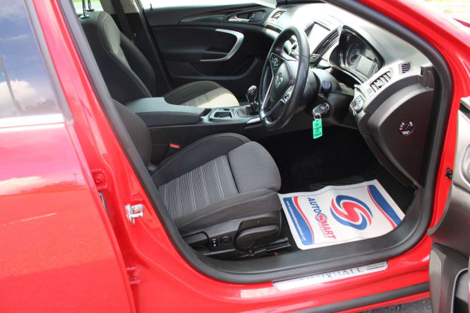 2025 Vauxhall Insignia