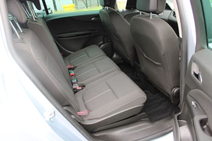 2025 Vauxhall Zafira Tourer