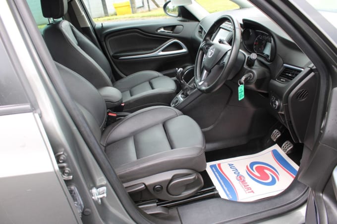 2025 Vauxhall Zafira Tourer