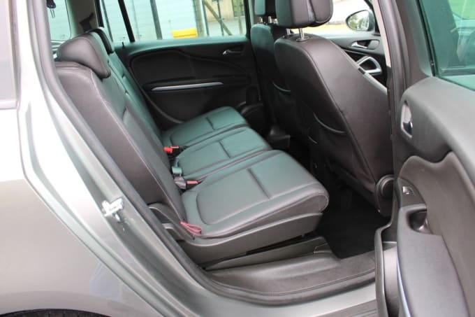 2025 Vauxhall Zafira Tourer