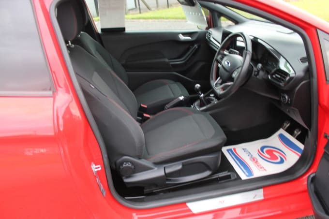 2025 Ford Fiesta