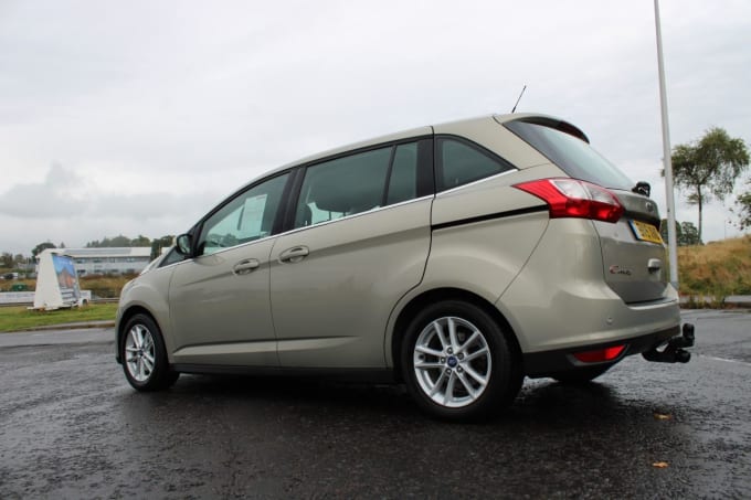 2025 Ford Grand C-max