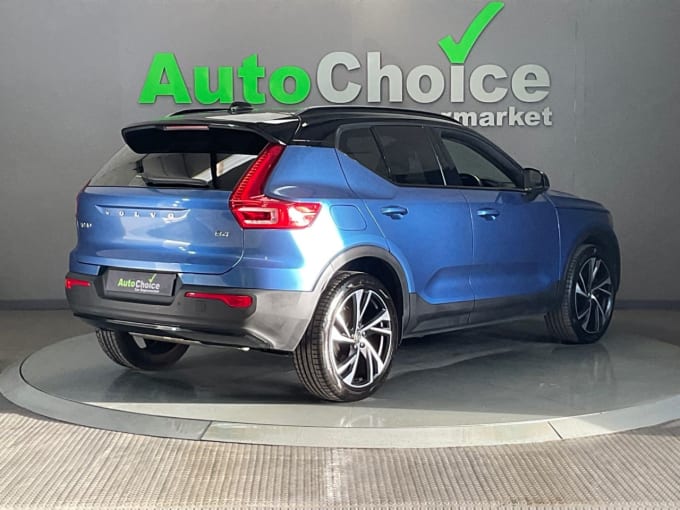 2025 Volvo Xc40