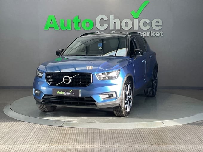 2025 Volvo Xc40