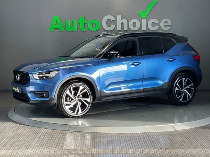 2025 Volvo Xc40