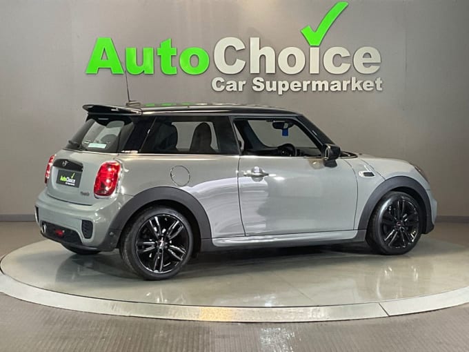 2025 Mini Hatch