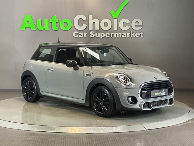 2025 Mini Hatch