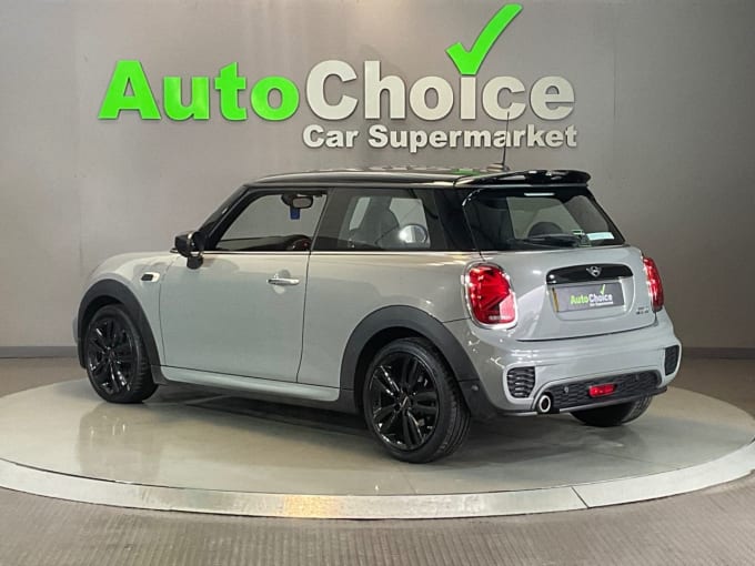 2025 Mini Hatch