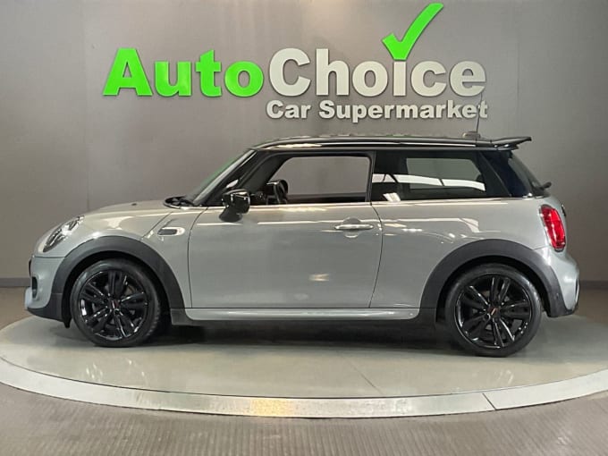 2025 Mini Hatch