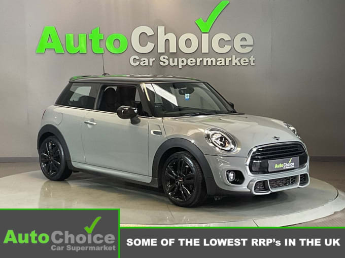 2025 Mini Hatch