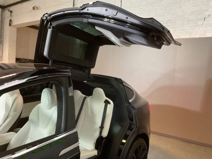 2025 Tesla Model X