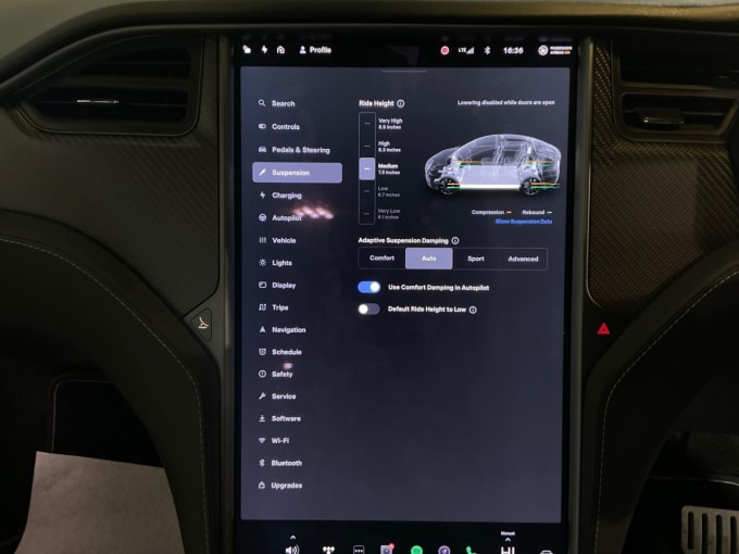 2025 Tesla Model X