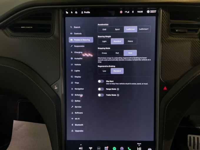 2025 Tesla Model X