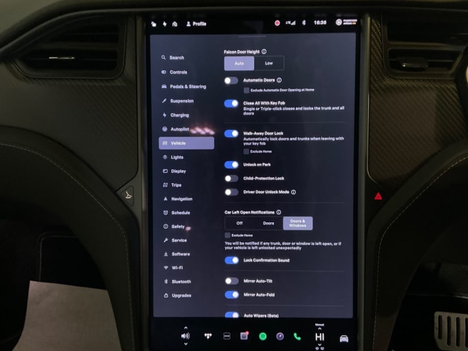 2025 Tesla Model X