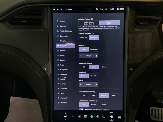 2025 Tesla Model X