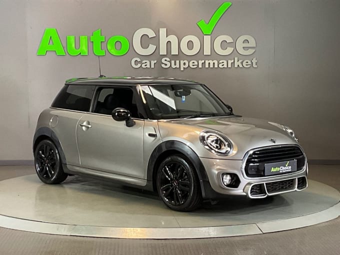 2025 Mini Hatch