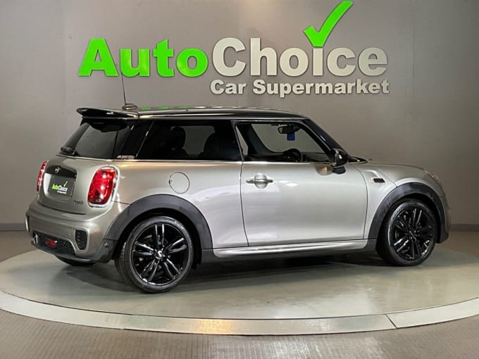 2025 Mini Hatch