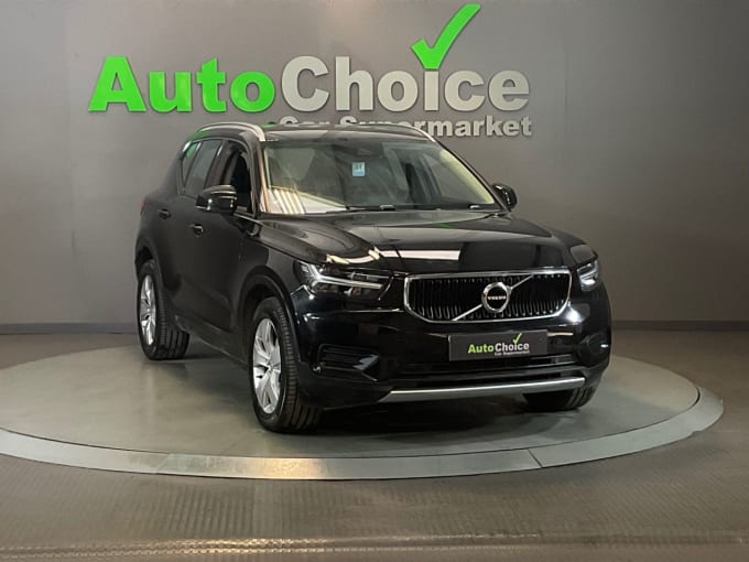 2025 Volvo Xc40