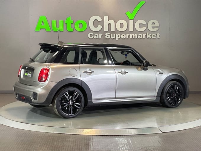 2025 Mini Hatch