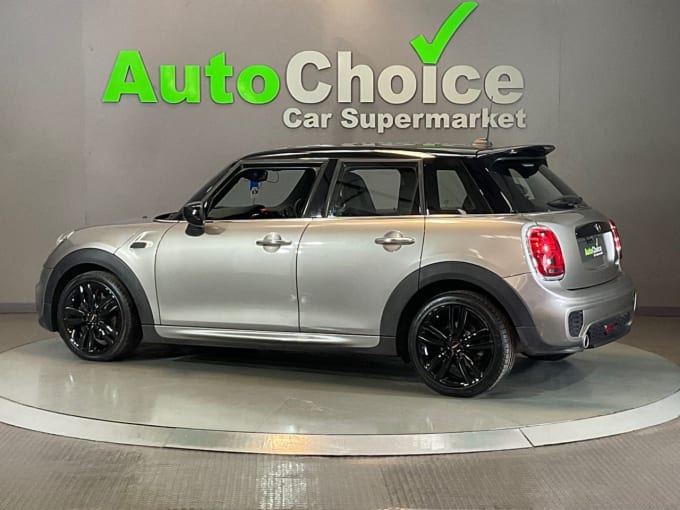 2025 Mini Hatch