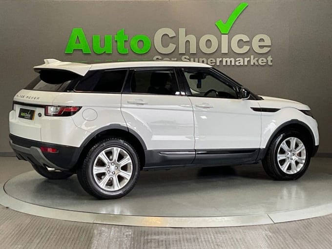 2025 Land Rover Range Rover Evoque