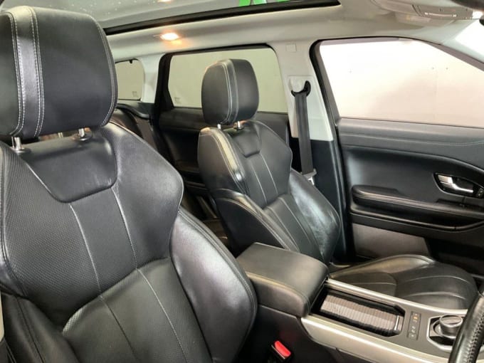 2025 Land Rover Range Rover Evoque