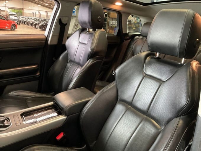 2025 Land Rover Range Rover Evoque