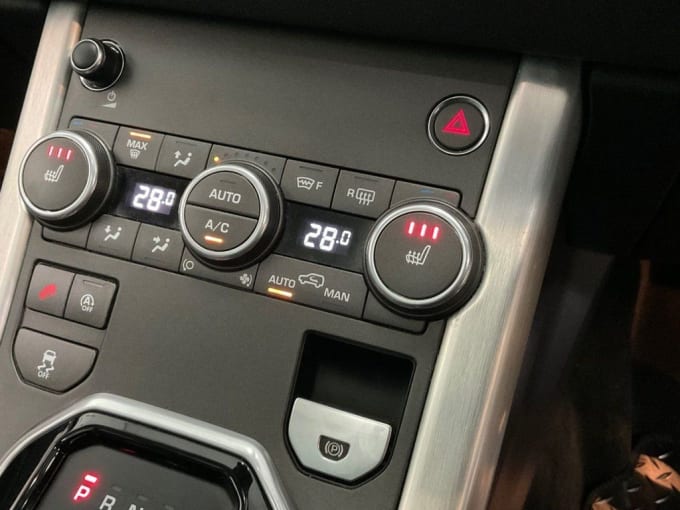 2025 Land Rover Range Rover Evoque