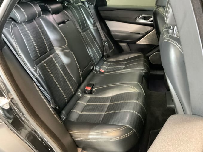 2025 Land Rover Range Rover Velar