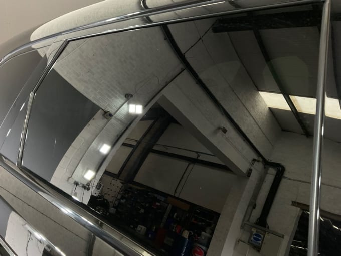 2025 Land Rover Range Rover Velar